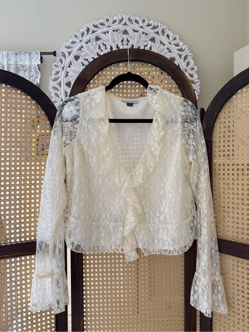 American Eagle lace ruffle blouse